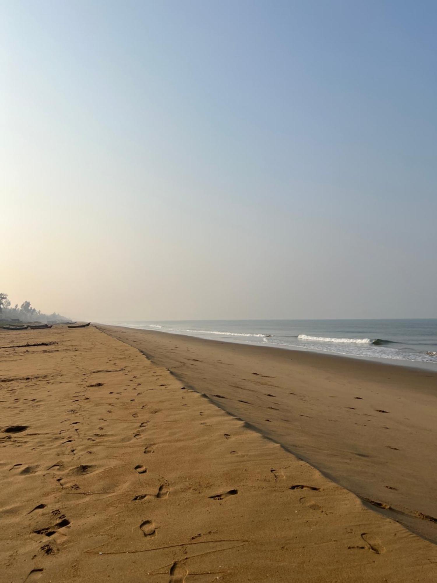 Blue Lagoon Beach Resort Gokarna  Exterior photo